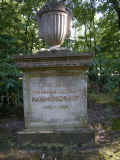 Cottbus Friedhof 184.jpg (125015 Byte)