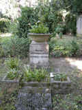 Cottbus Friedhof 186.jpg (139356 Byte)