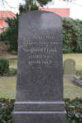 Westerstede Friedhof 124.jpg (88802 Byte)