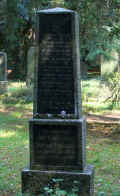 Schortens Friedhof e191li.jpg (137286 Byte)