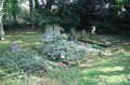 Schortens Friedhof t021.jpg (192385 Byte)