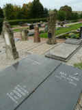 Thaleischweiler Friedhof BeKu 012.jpg (89137 Byte)