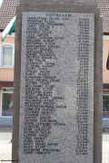 Ruelzheim Kriegerdenkmal 096.jpg (536682 Byte)