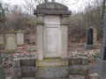 Wallertheim Friedhof neu 285.jpg (328179 Byte)
